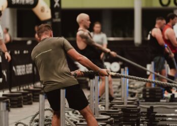 crossfit vs hyrox